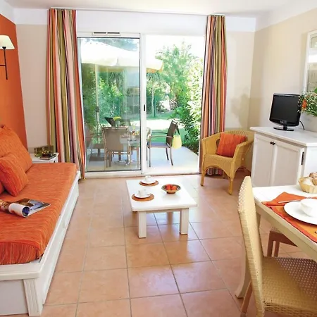 Le Hameau De La Pinede 3p 5/6p 4s *