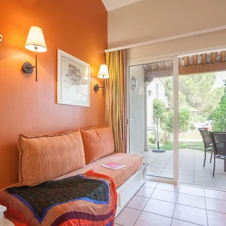 Le Hameau De La Pinede 3p 5/6p 4s