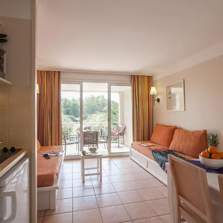 Le Hameau De La Pinede 3p 5/6p 4s Курортный комплекс *